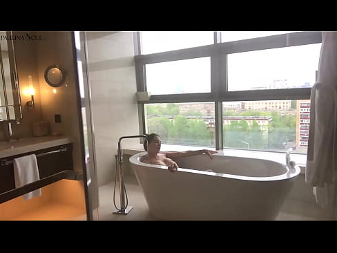 ❤️ Tremenda nena masturbando apasionadamente su coño en el baño ️❌ Video de porno en es.dickies-shop.ru ❌️